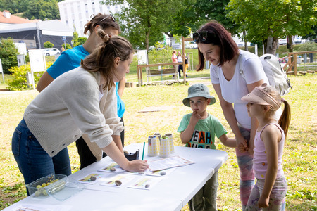 Družinska mestna uganka 13.7 (1)